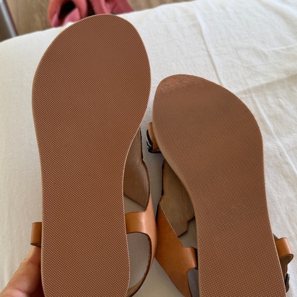 Anthropologie laidback London Rift Flat Light Brown Leather Tribal LOVE❤️ - Picture 11 of 11
